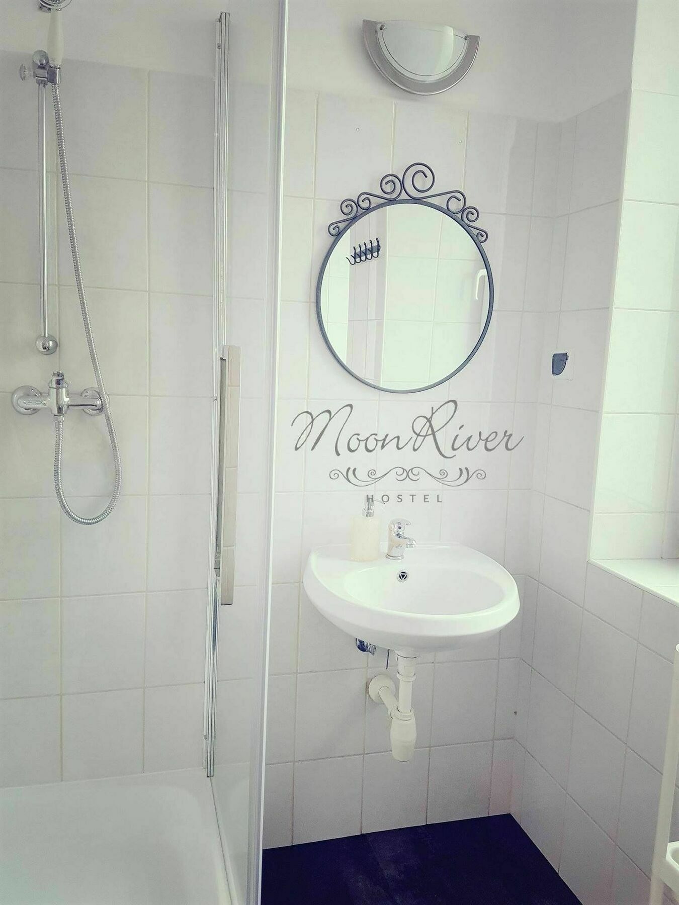 Moonriver Inn Varsavia Esterno foto